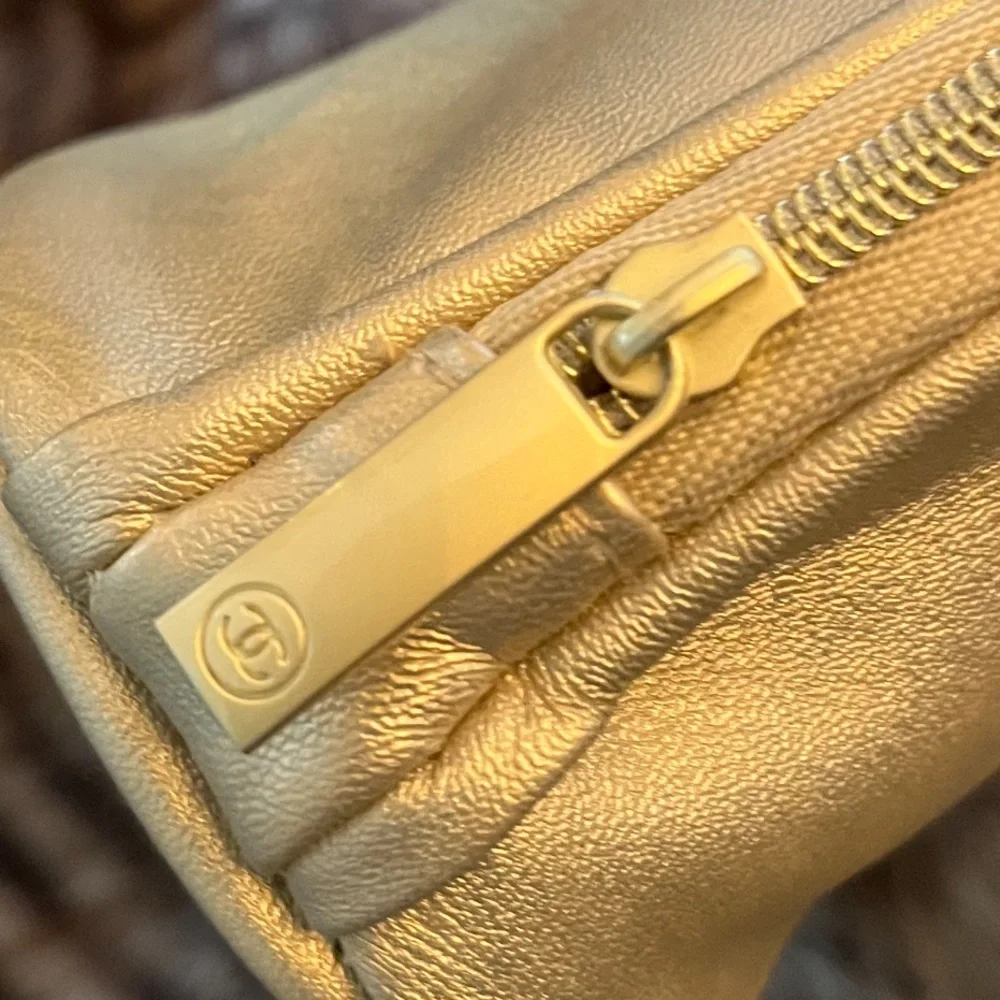 CHANEL Beauty Cosmetic Bag NWOT - Picture 2 of 8
